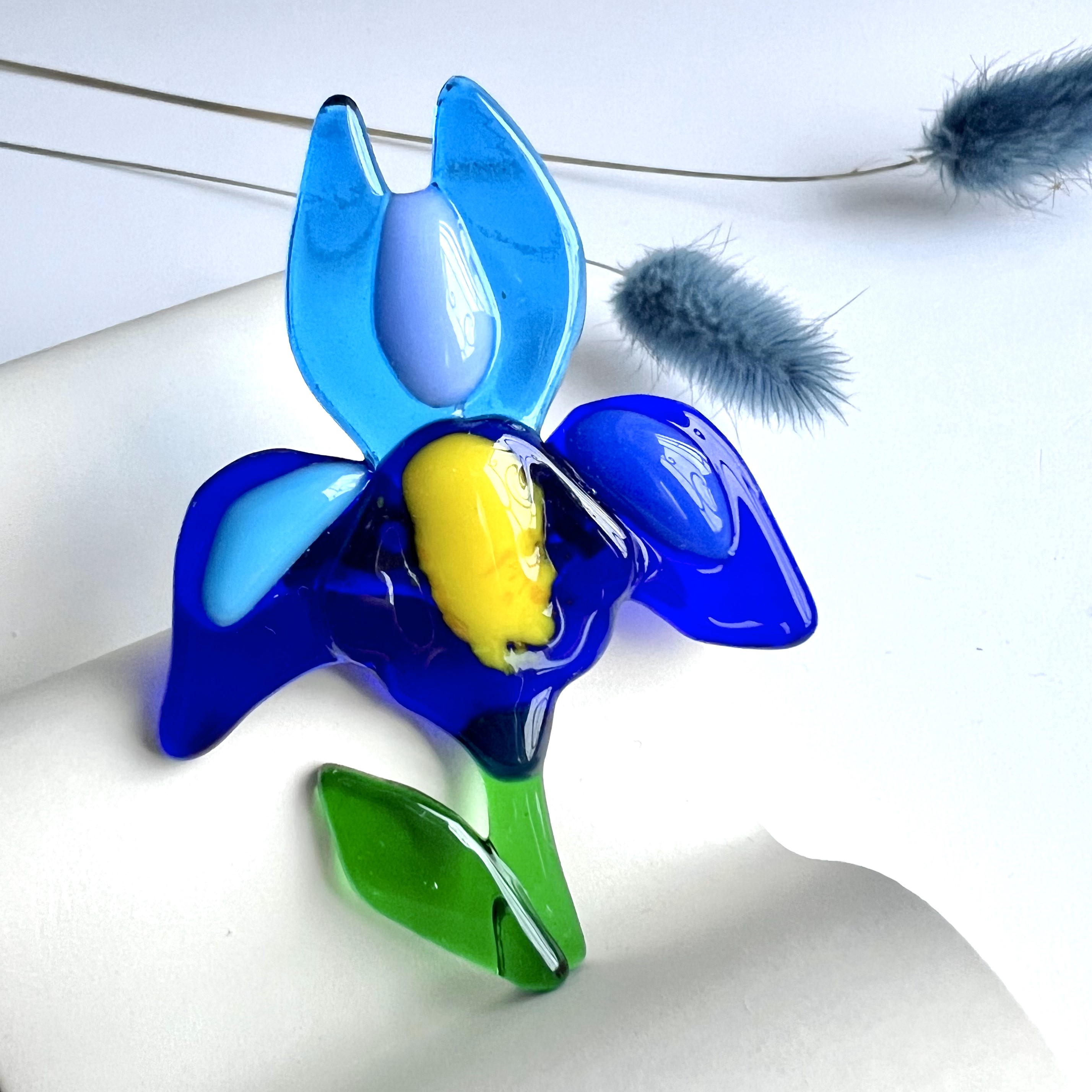 Брошь "Ирис - 2"