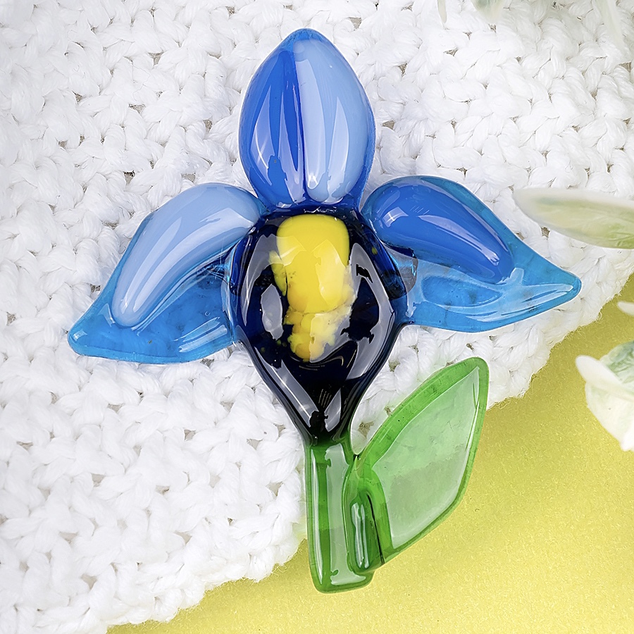 Брошь «Ирис»